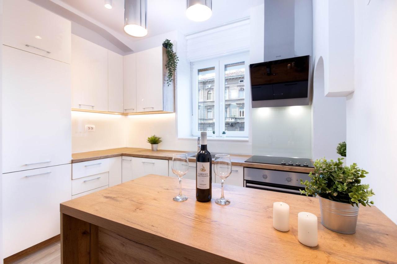 Apartments Fiorello Rijeka Ngoại thất bức ảnh
