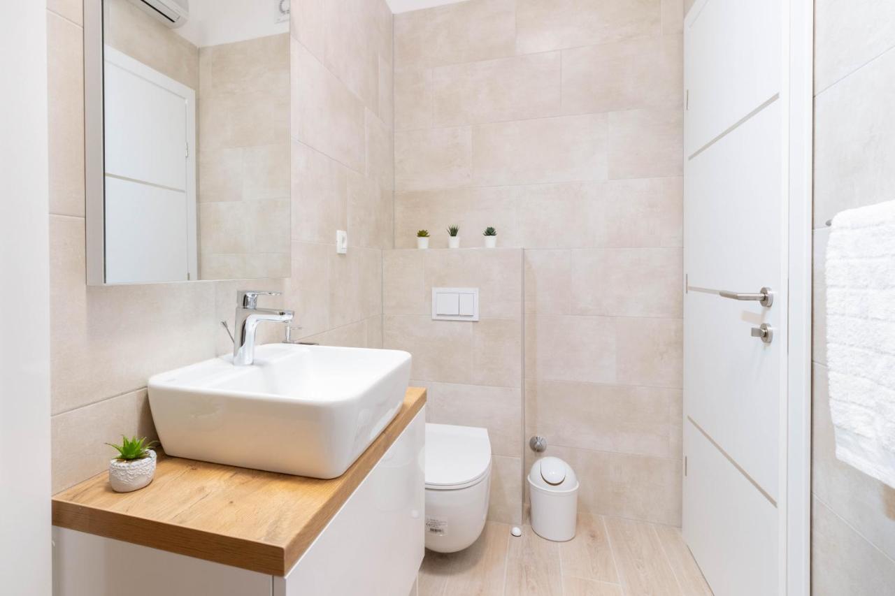 Apartments Fiorello Rijeka Ngoại thất bức ảnh